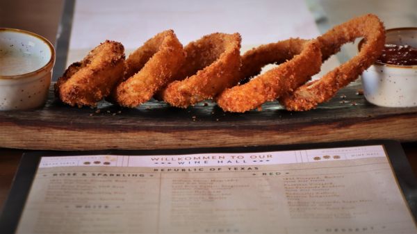 Anel de Cebola (4 und dentro do burguer)